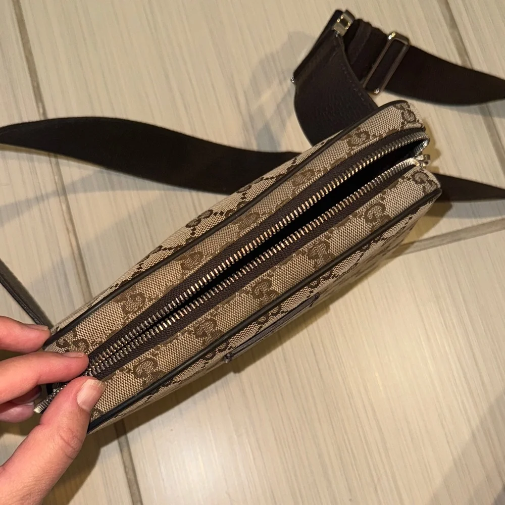 Gucci Belt Bag - Picture 12 of 13